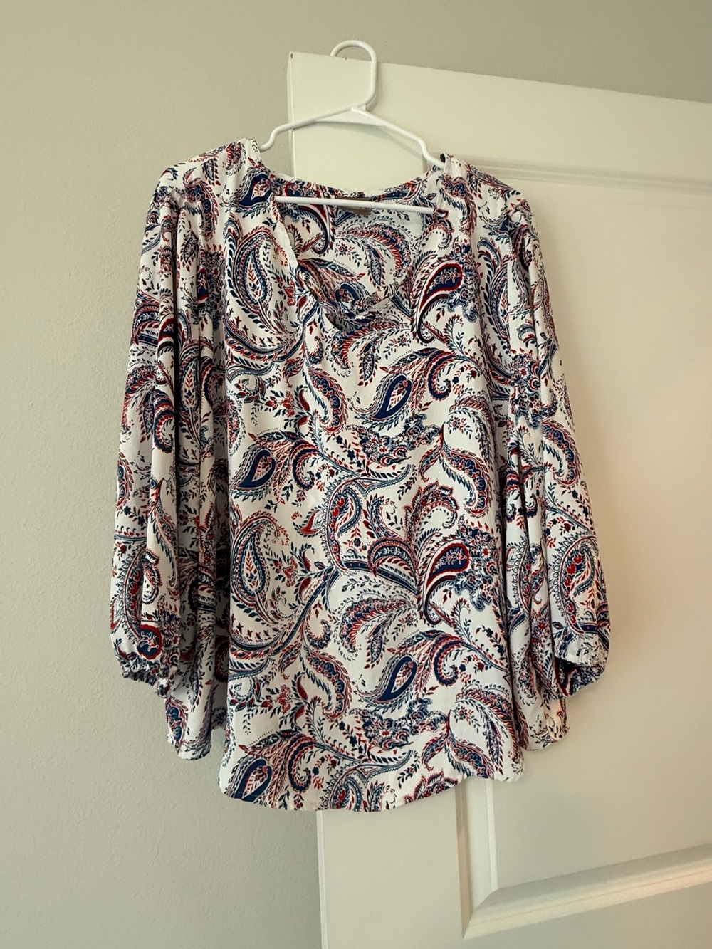 Chico's White Paisley Blouse with Navy & Red Accents - Picture 5 of 7